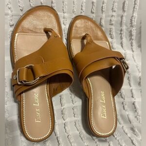 Essex Lane Women's 7 Tan Leather Thong Buckle Slide Sandals Flat Shoes